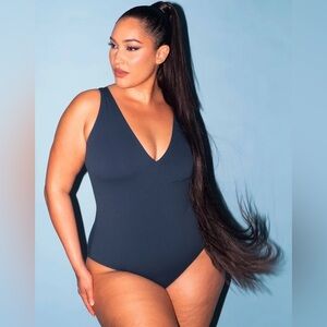 NWT TA3 Size 4X Plungey One Piece Swimsuit Navy Blue A-K Cup Regular/Long